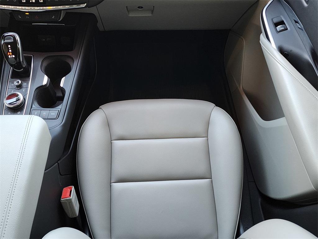 used 2020 Cadillac XT4 car, priced at $19,497