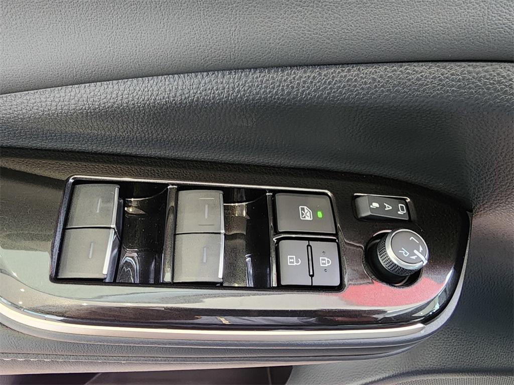 new 2025 Toyota Crown Signia car, priced at $50,469