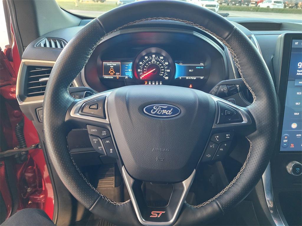 used 2022 Ford Edge car, priced at $24,624