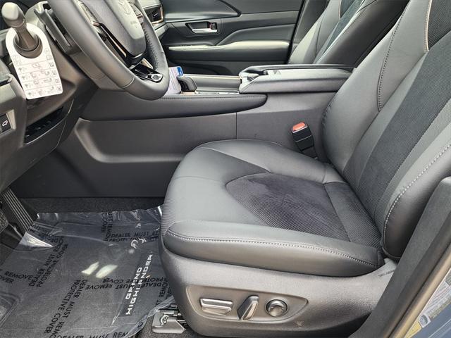 new 2025 Toyota Grand Highlander Hybrid car, priced at $63,084