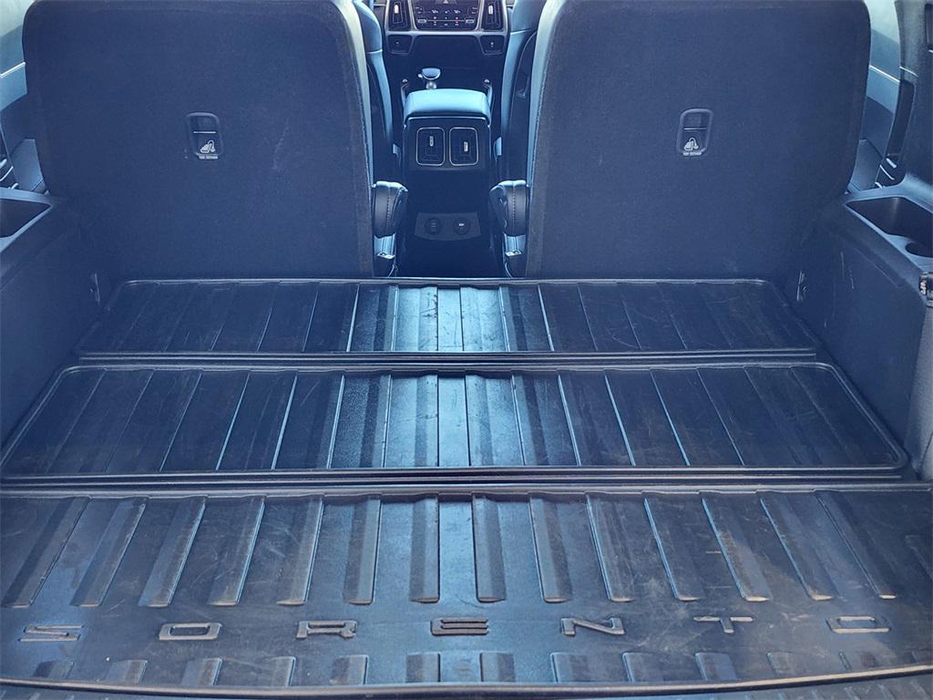 used 2022 Kia Sorento car, priced at $24,251