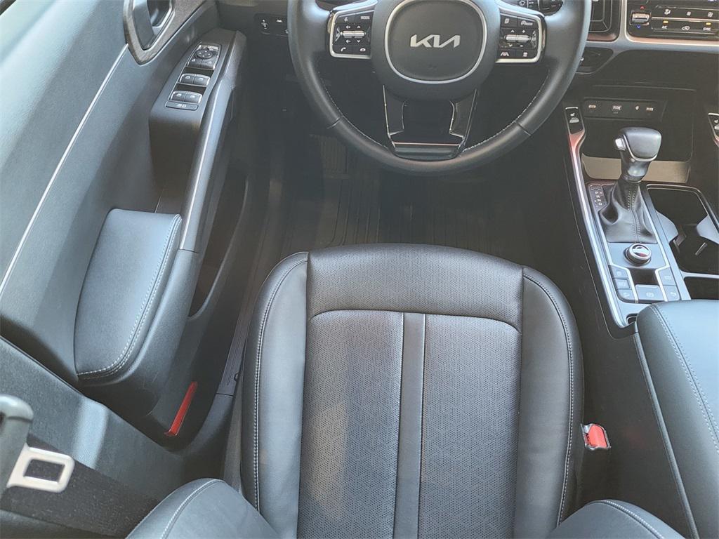 used 2022 Kia Sorento car, priced at $24,251