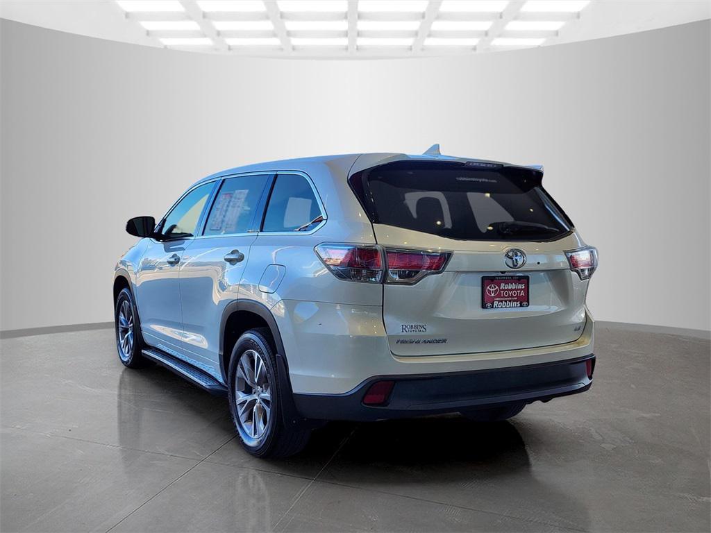 used 2015 Toyota Highlander car, priced at $16,495
