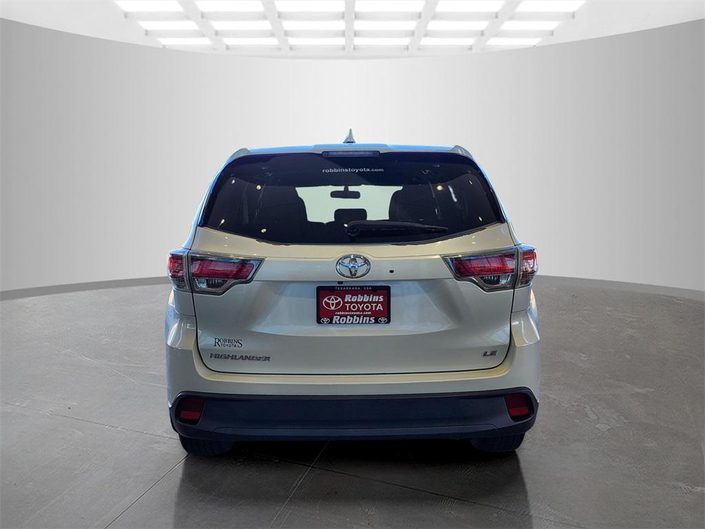 used 2015 Toyota Highlander car, priced at $16,495