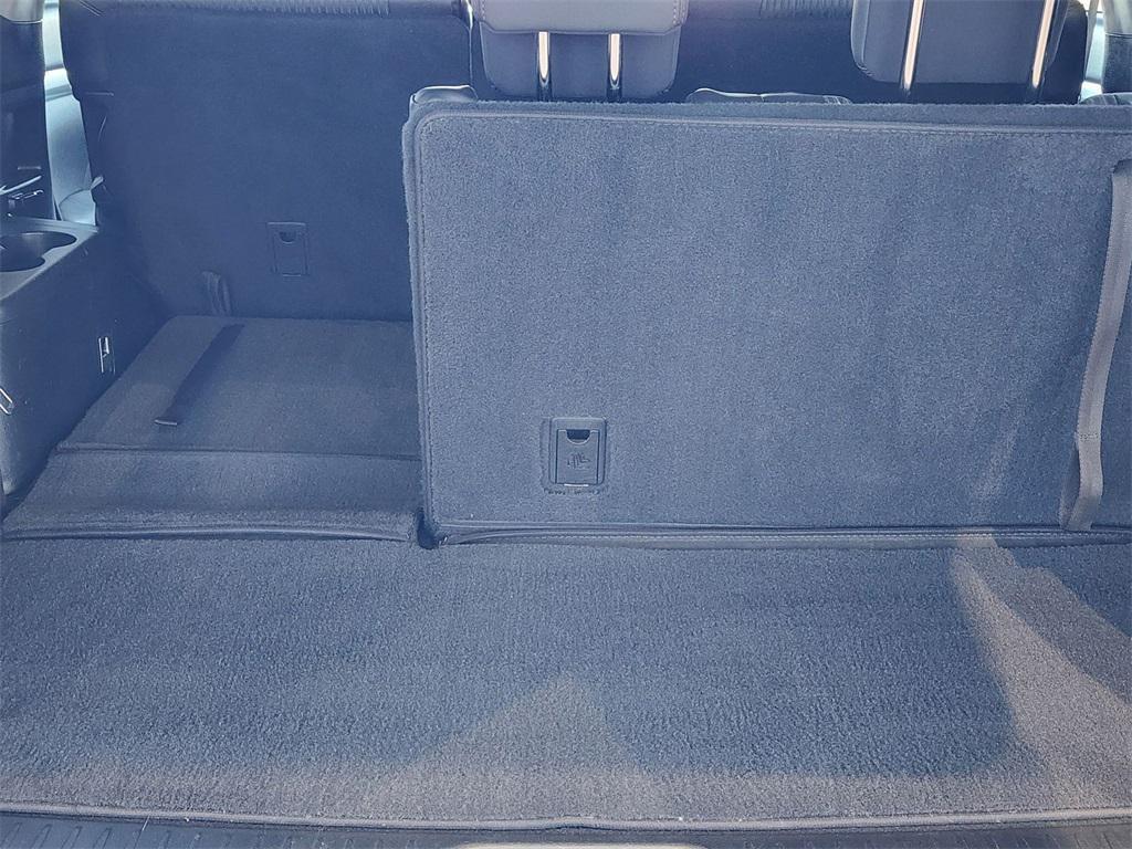 used 2015 Toyota Highlander car, priced at $16,495