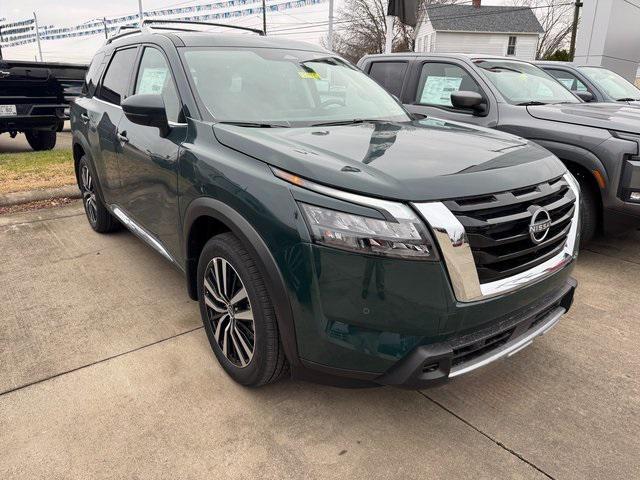 new 2025 Nissan Pathfinder car, priced at $52,105