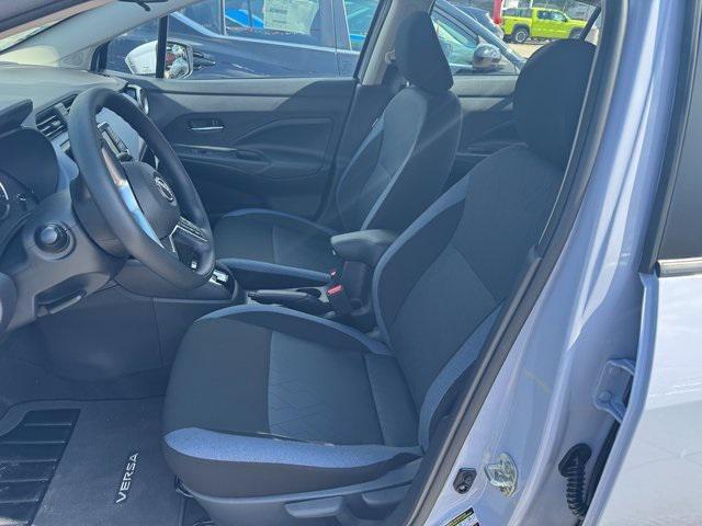 new 2025 Nissan Versa car
