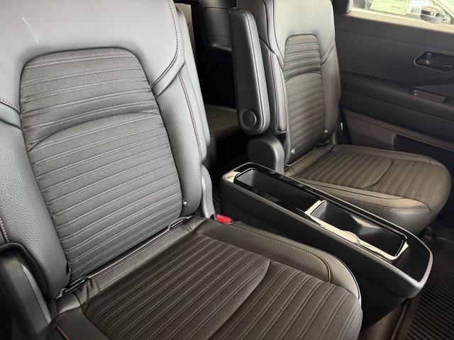 new 2025 Nissan Pathfinder car, priced at $44,110