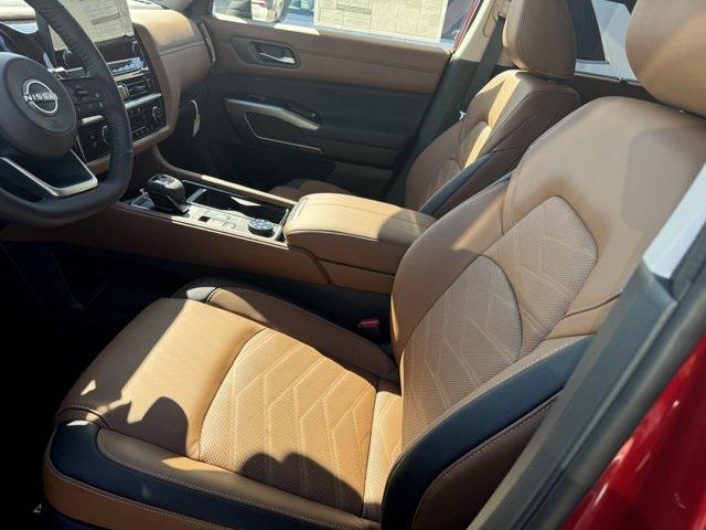 new 2024 Nissan Pathfinder car, priced at $45,180