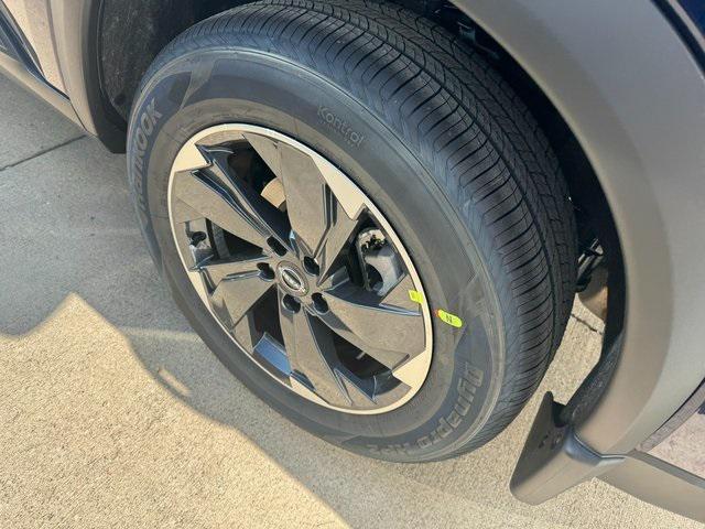 new 2026 Nissan Rogue car, priced at $34,400