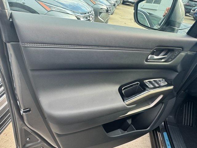 new 2025 Nissan Pathfinder car, priced at $51,480