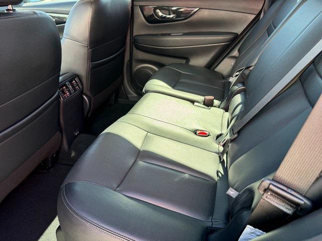 used 2020 Nissan Rogue car, priced at $15,900