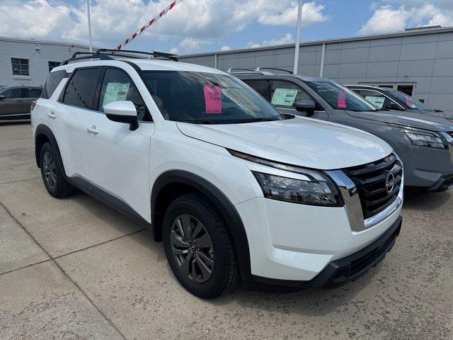 new 2025 Nissan Pathfinder car, priced at $42,095