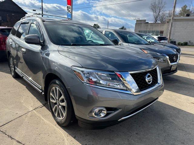 used 2016 Nissan Pathfinder car, priced at $14,970