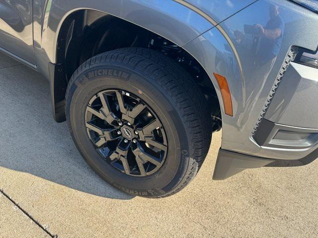 new 2026 Nissan Frontier car