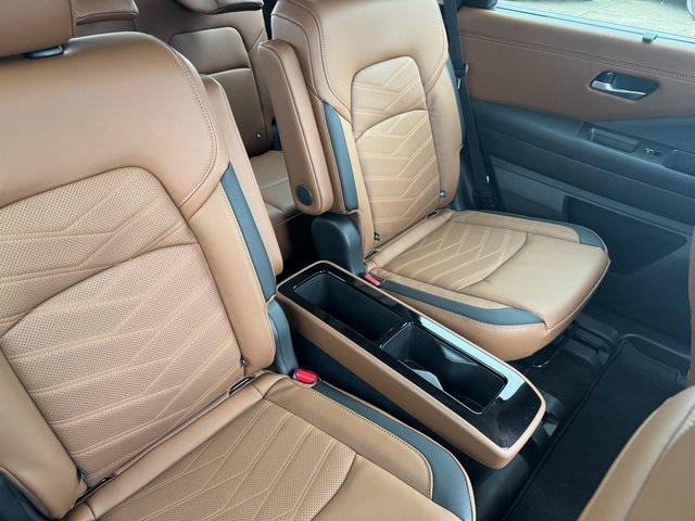 new 2025 Nissan Pathfinder car, priced at $51,985