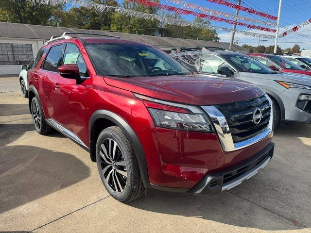 new 2025 Nissan Pathfinder car, priced at $51,990