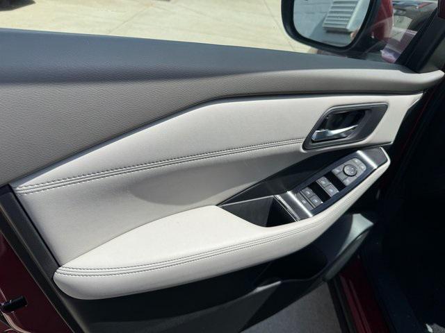 new 2025 Nissan Rogue car, priced at $35,600