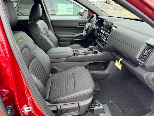 new 2025 Nissan Pathfinder car, priced at $44,560
