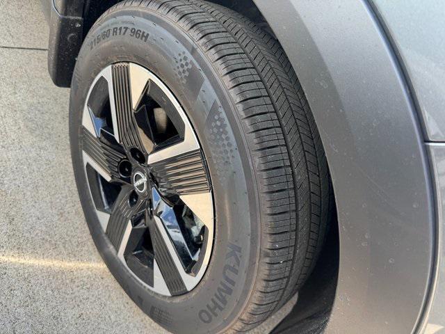 new 2025 Nissan Kicks car, priced at $28,300