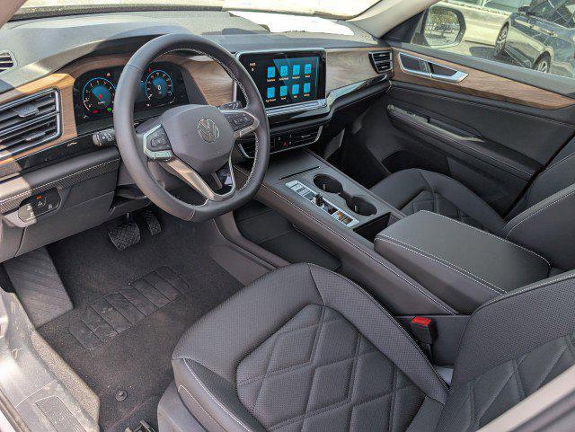 new 2025 Volkswagen Atlas car, priced at $40,507