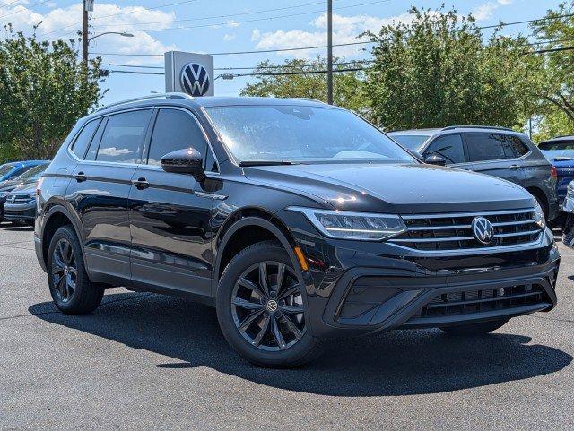 new 2024 Volkswagen Tiguan car, priced at $33,650