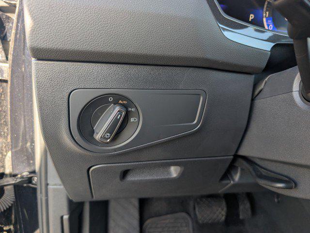 new 2024 Volkswagen Tiguan car