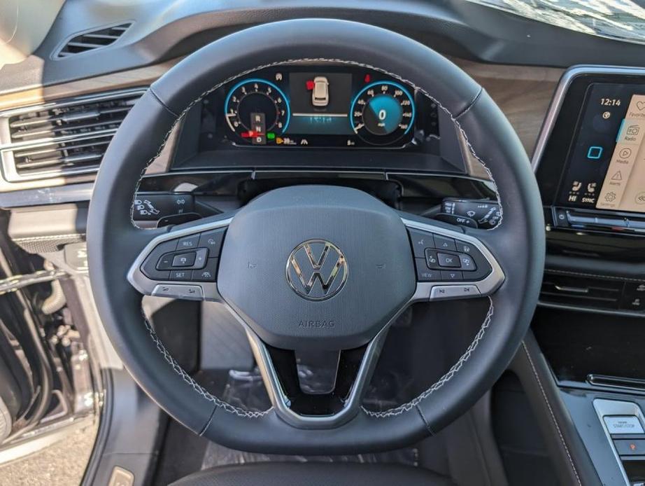 new 2024 Volkswagen Atlas car, priced at $44,050