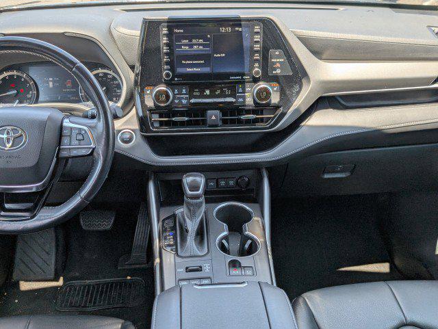 used 2021 Toyota Highlander car, priced at $31,792