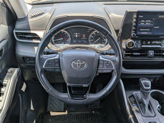 used 2021 Toyota Highlander car, priced at $31,792