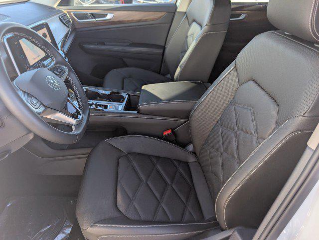 new 2025 Volkswagen Atlas car, priced at $45,427