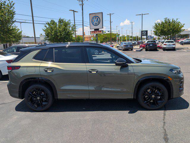 new 2025 Volkswagen Tiguan car, priced at $41,168