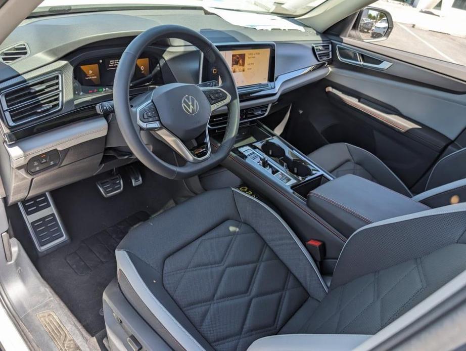new 2024 Volkswagen Atlas car, priced at $46,261