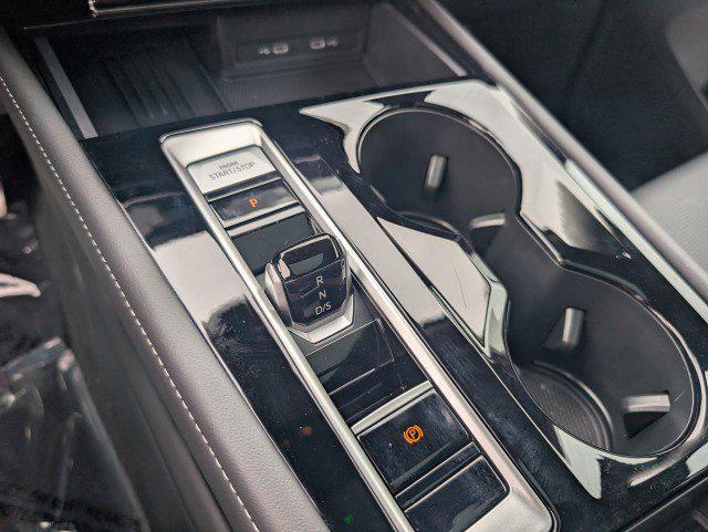new 2025 Volkswagen Atlas car, priced at $53,623
