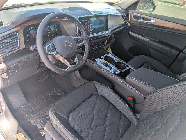 new 2025 Volkswagen Atlas car, priced at $43,221