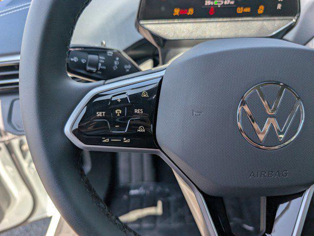 new 2025 Volkswagen ID.4 car, priced at $51,716