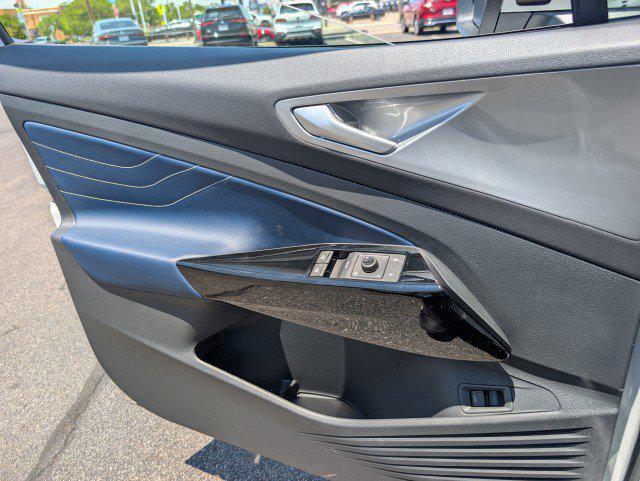 new 2025 Volkswagen ID.4 car, priced at $51,716