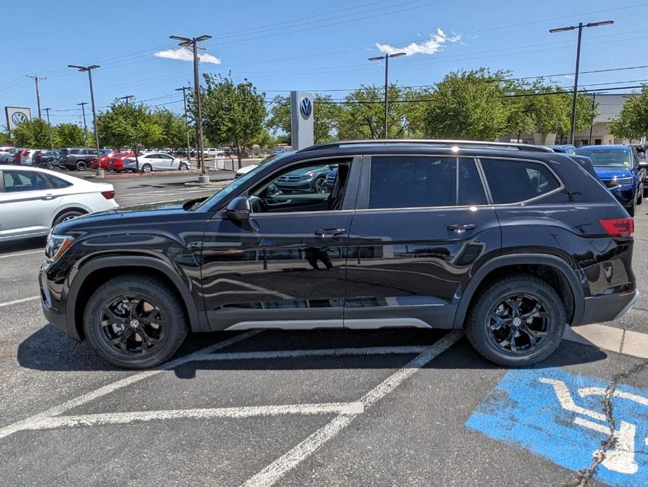 new 2024 Volkswagen Atlas car, priced at $47,112