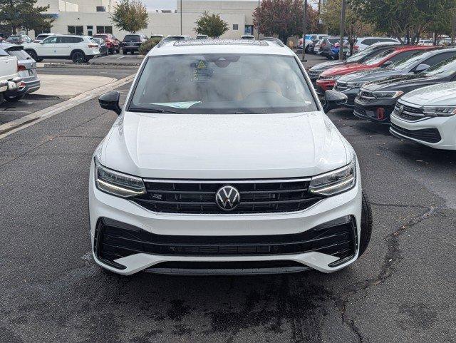 new 2024 Volkswagen Tiguan car, priced at $35,018