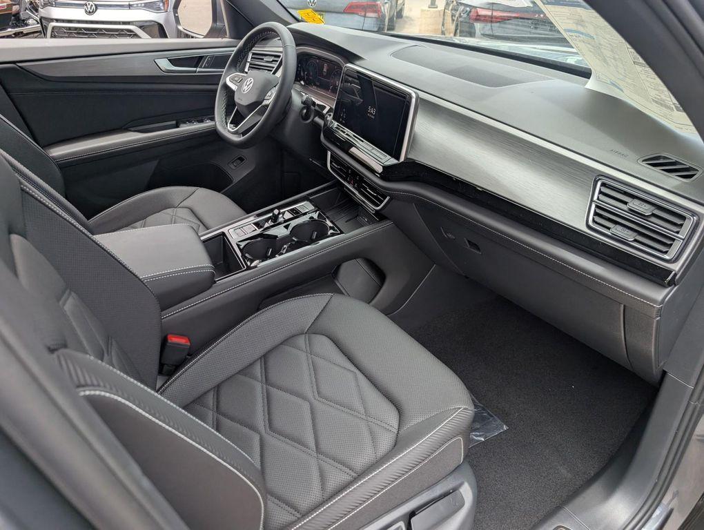 new 2025 Volkswagen Atlas Cross Sport car, priced at $47,103