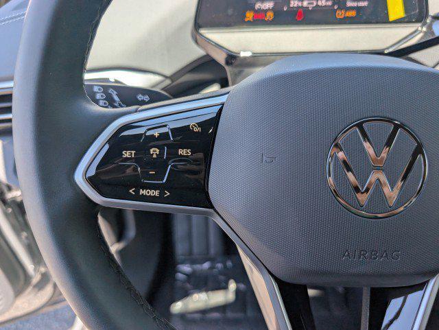 new 2025 Volkswagen ID.4 car, priced at $37,161