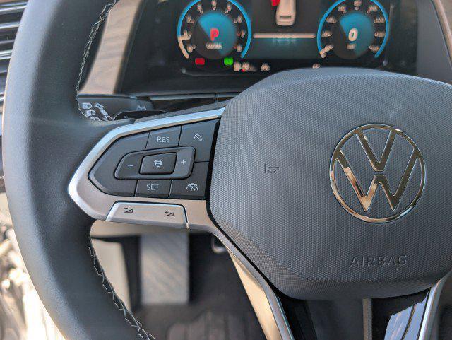 new 2025 Volkswagen Atlas car, priced at $39,403