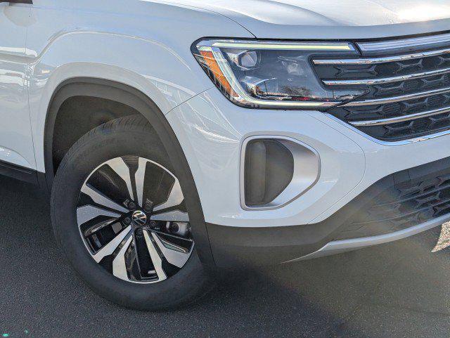 new 2025 Volkswagen Atlas car, priced at $38,903