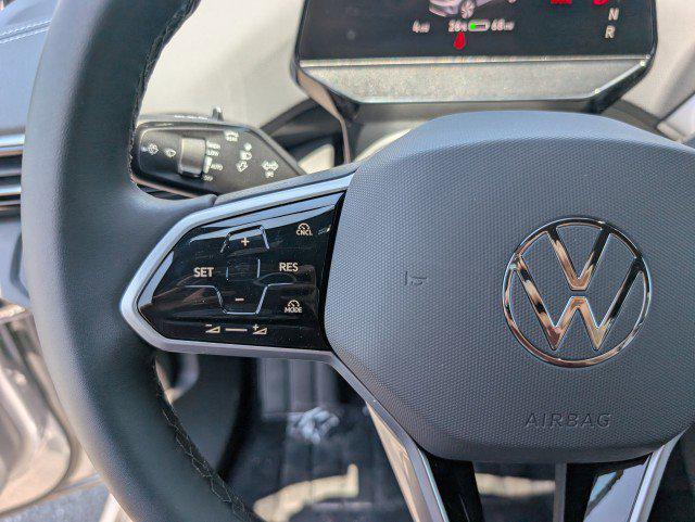 new 2025 Volkswagen ID.4 car, priced at $47,063