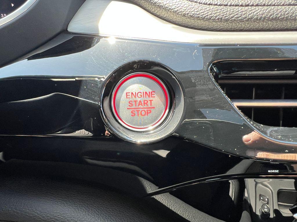 used 2025 Acura MDX car, priced at $47,550