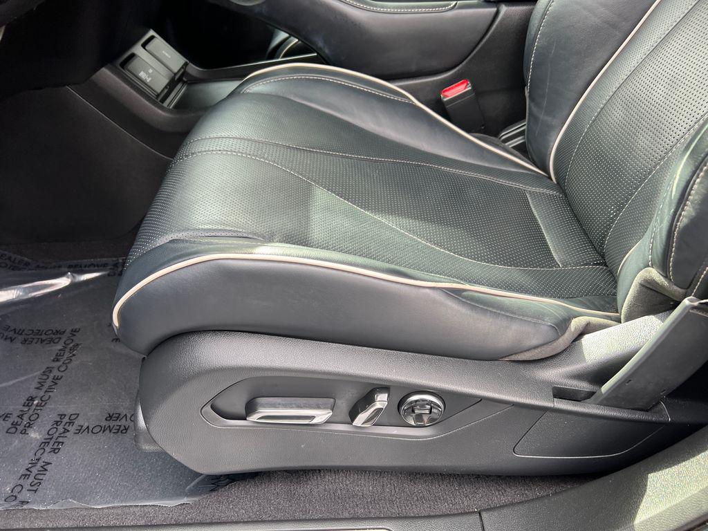 used 2019 Acura RDX car, priced at $27,550