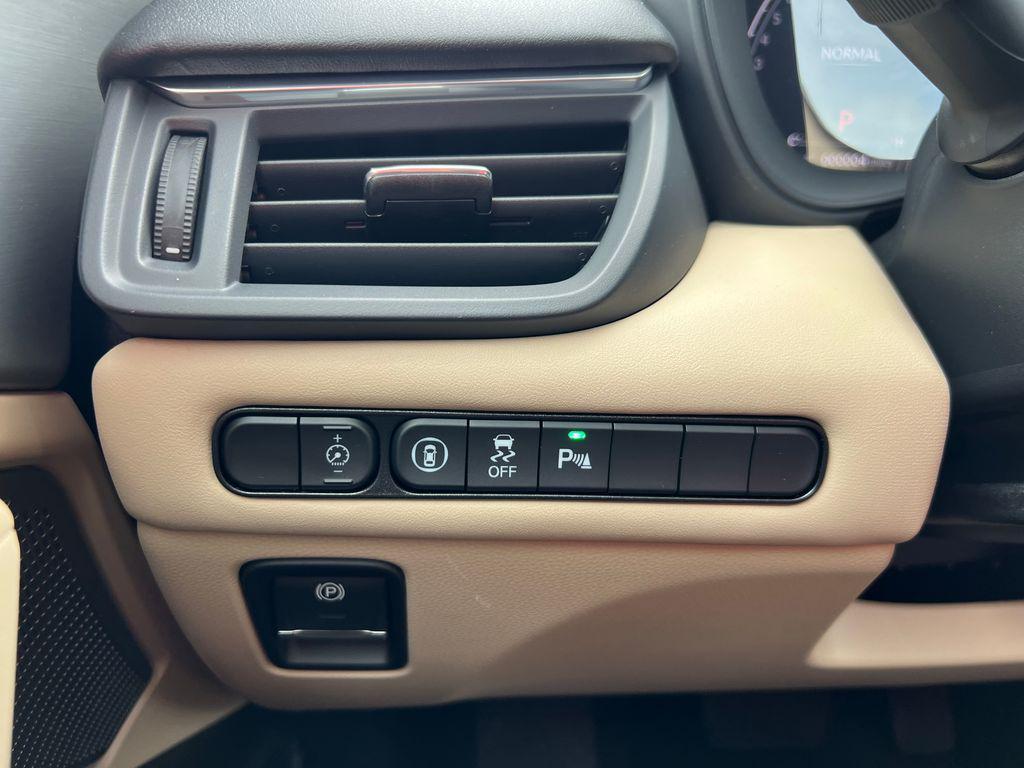 used 2025 Acura TLX car, priced at $38,350