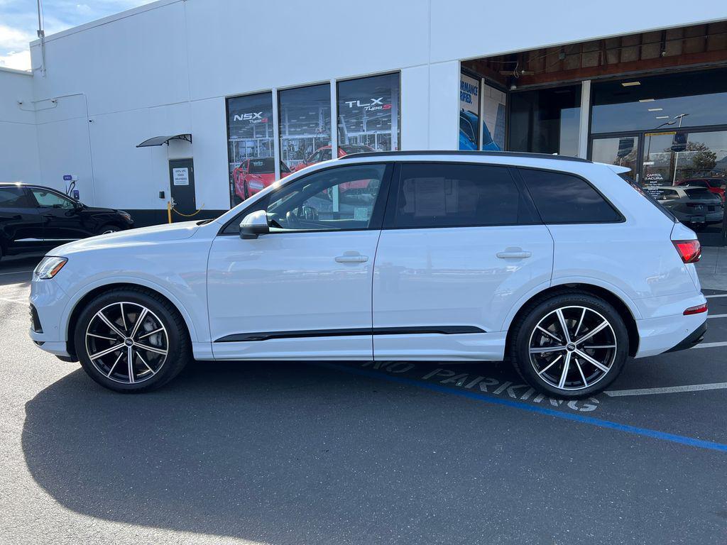 used 2021 Audi Q7 car, priced at $35,550