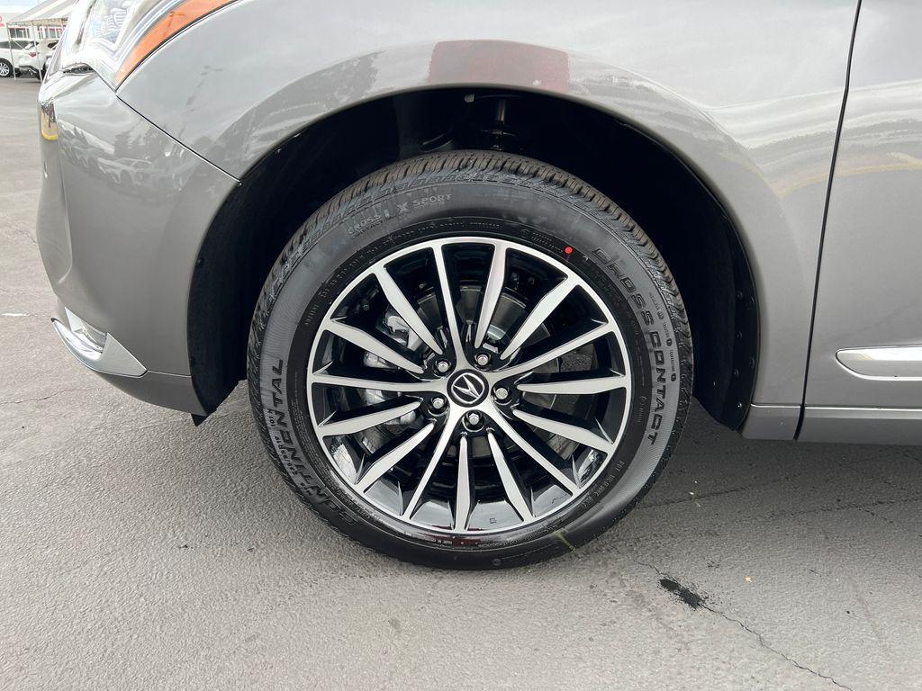 used 2025 Acura RDX car, priced at $44,950