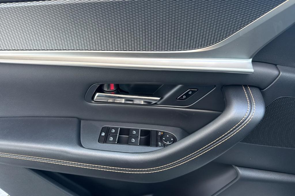 new 2025 Mazda CX-90 PHEV car, priced at $53,220
